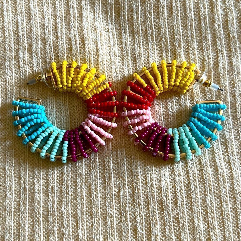 BAHATI JEWELRY RAINBOW MULTI-COLOR BFADED ROUND TARGE HOOP
EARRINGS - Picture 3 of 5